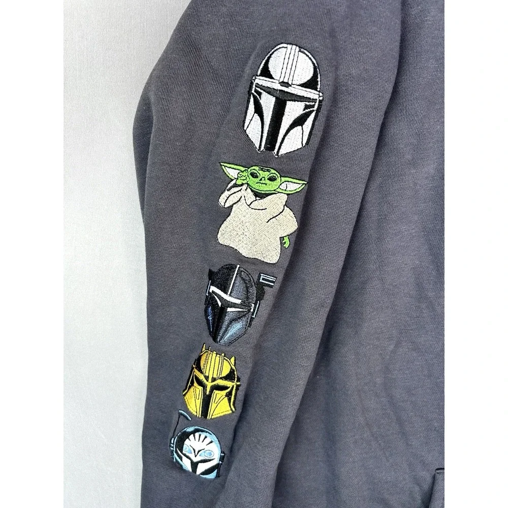 Star Wars Mandalorian Women's L Her Universe Hoodie NEW With Tags - Picture 2 of 14